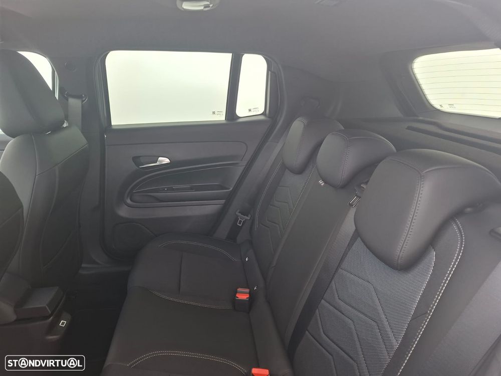 Jeep Avenger 1.2 e-Hybrid Black Edition DCT - 12