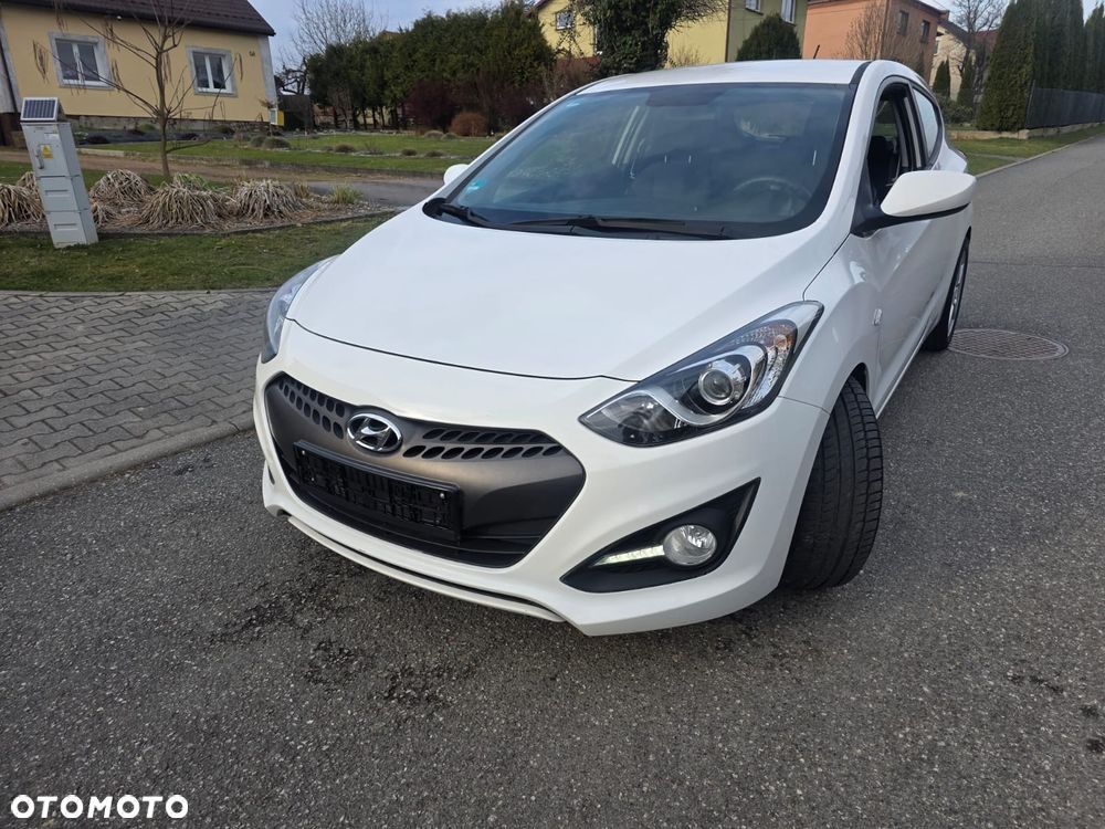 Hyundai i30 1.4 Fifa World Cup Edition - 19