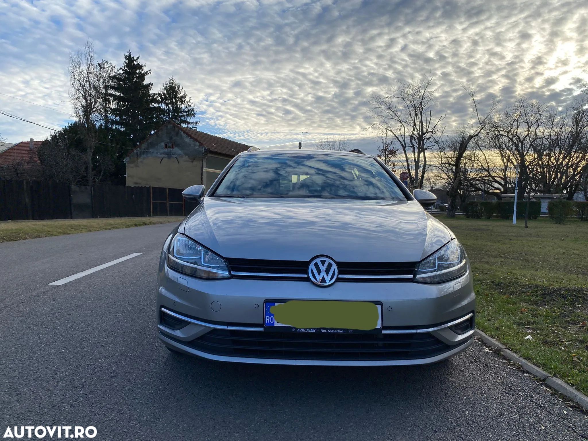 Volkswagen Golf 2.0 BlueTDI Comfortline - 1