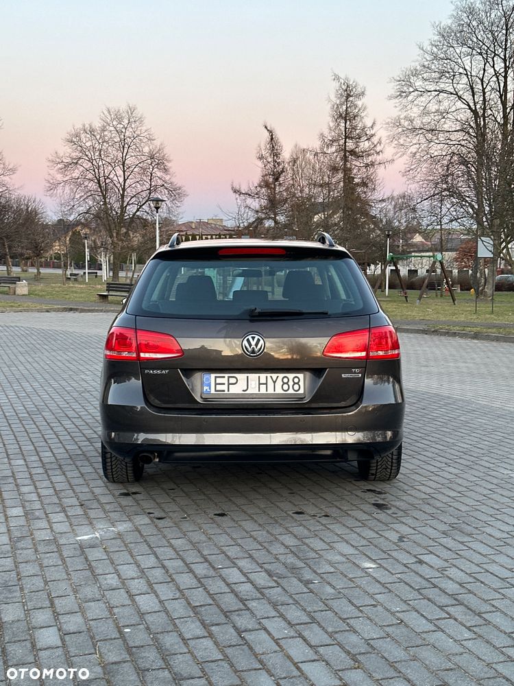 Volkswagen Passat 1.6 TDI Trendline - 9