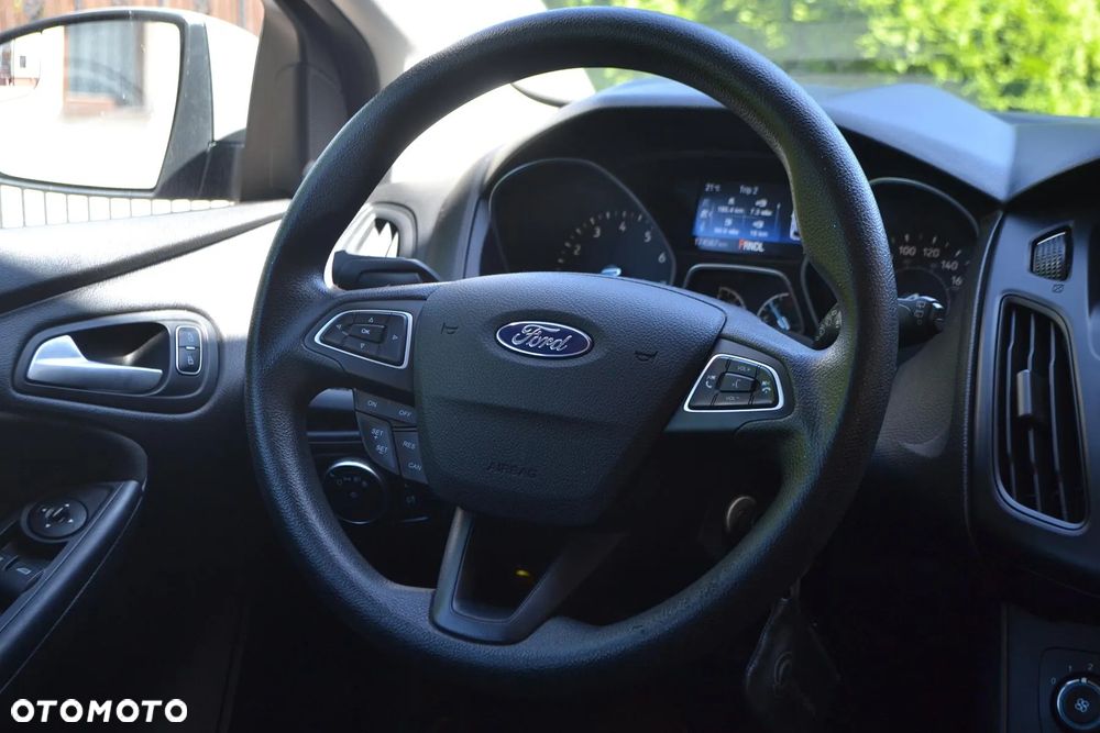 Ford Focus - 18