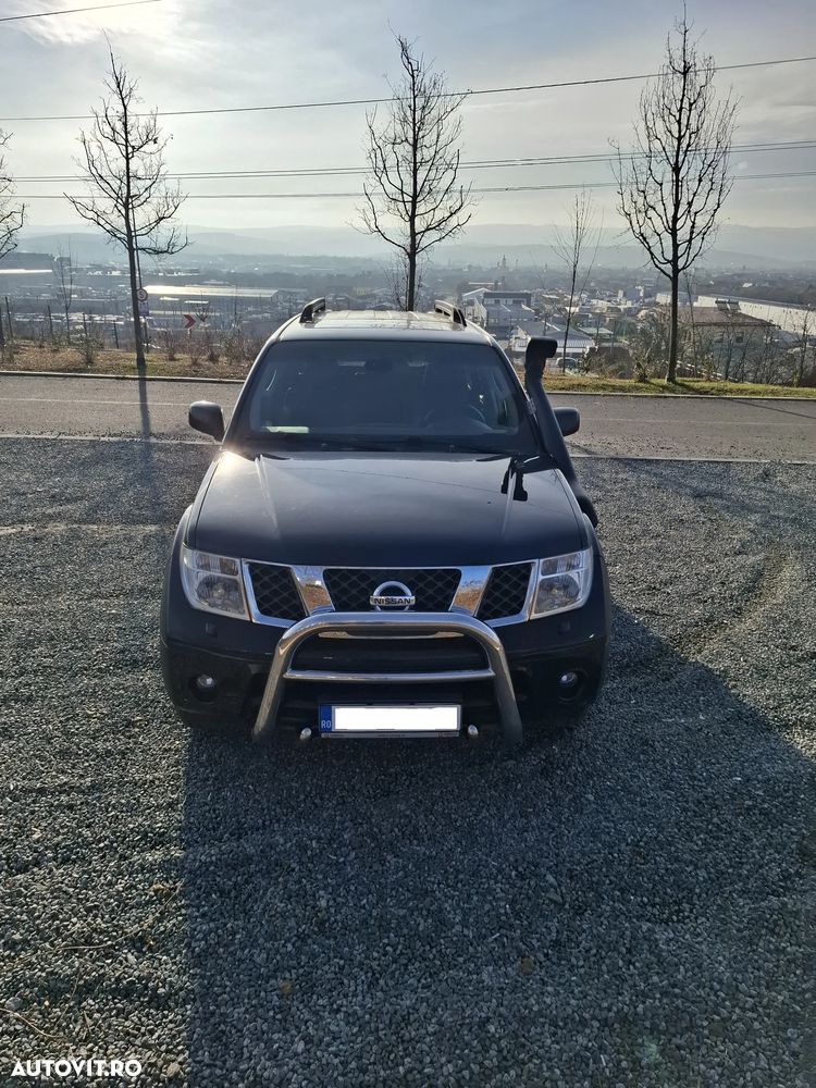 Nissan Pathfinder 2.5 dCi Aut LE Plus - 10