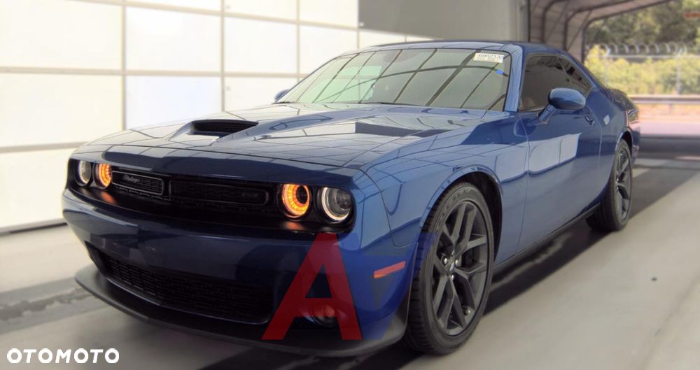 Dodge Challenger - 5