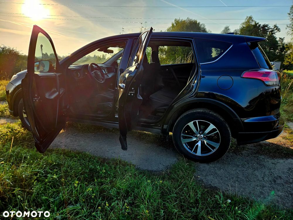 Toyota RAV4 - 7