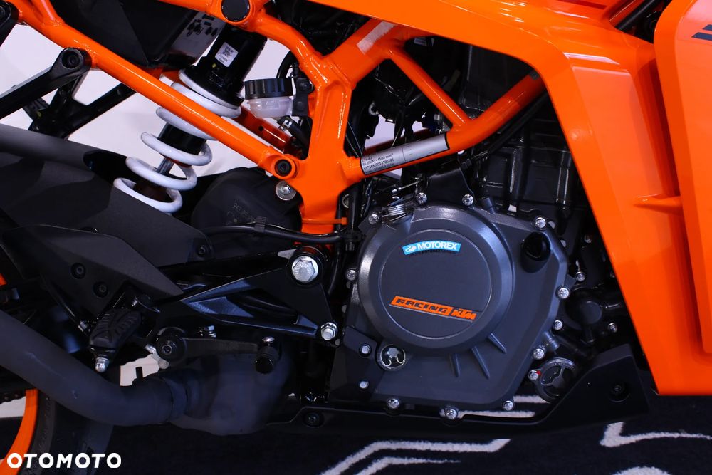 KTM RC 390 - 19