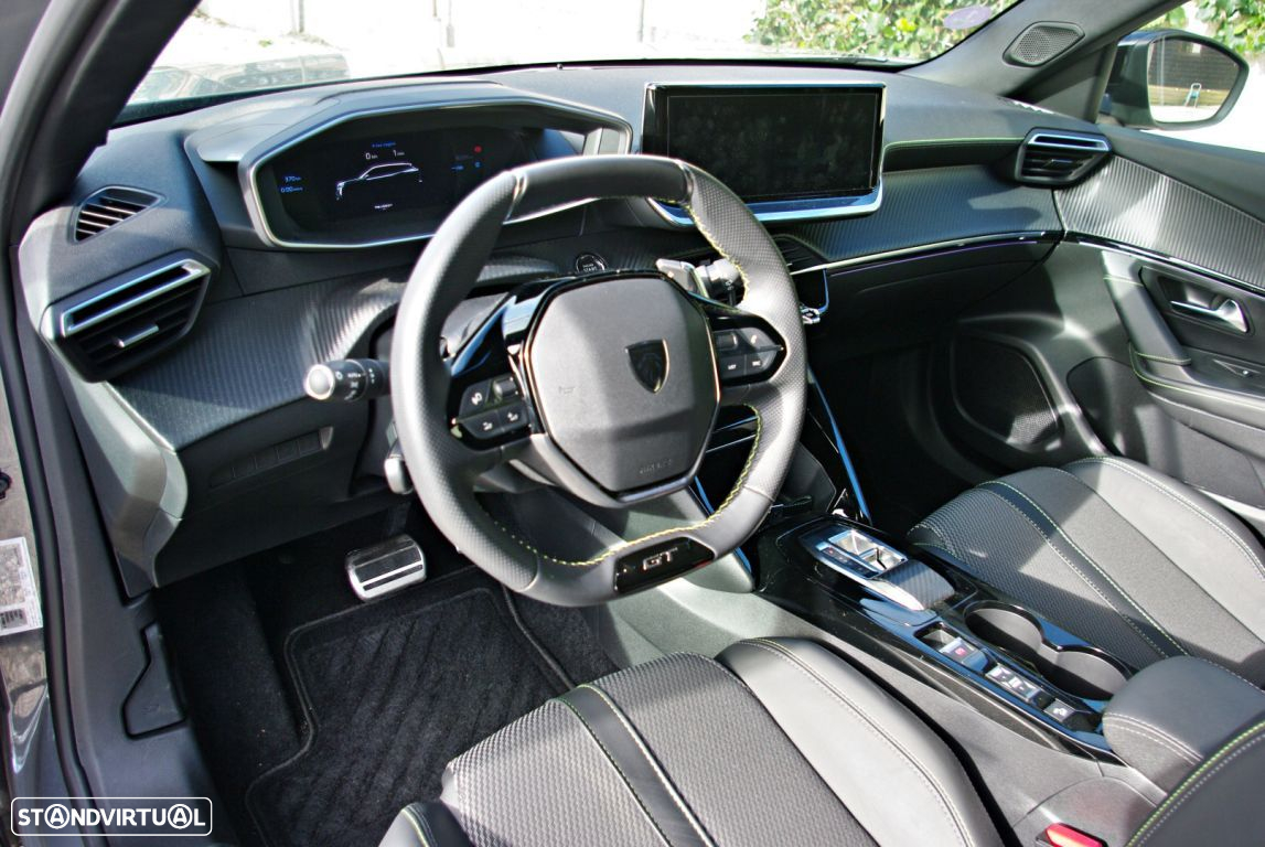 Peugeot 2008 1.2 PureTech GT Line EAT8 - 20