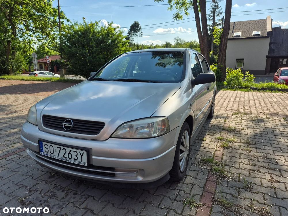 Opel Astra - 8