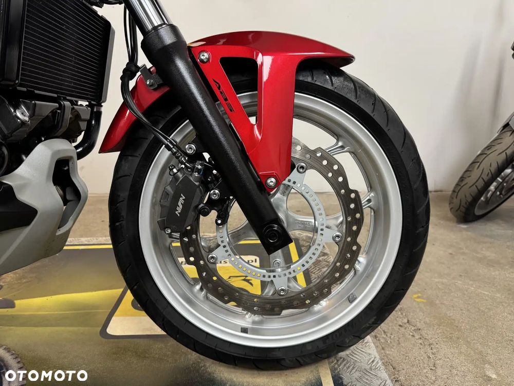 Honda NC - 8