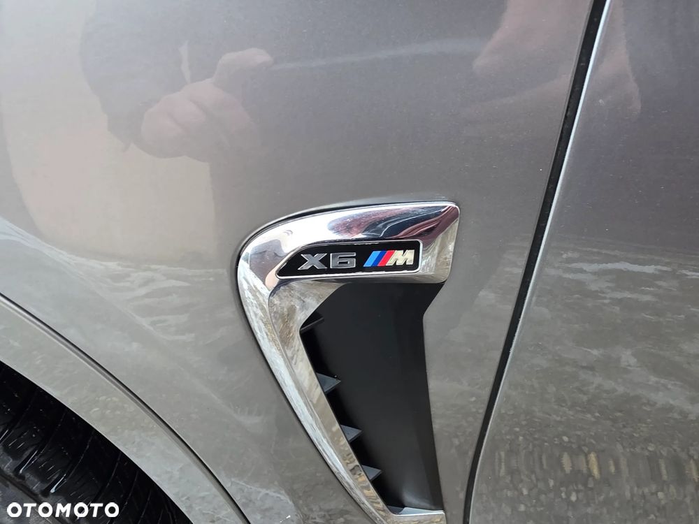 BMW X6M - 7