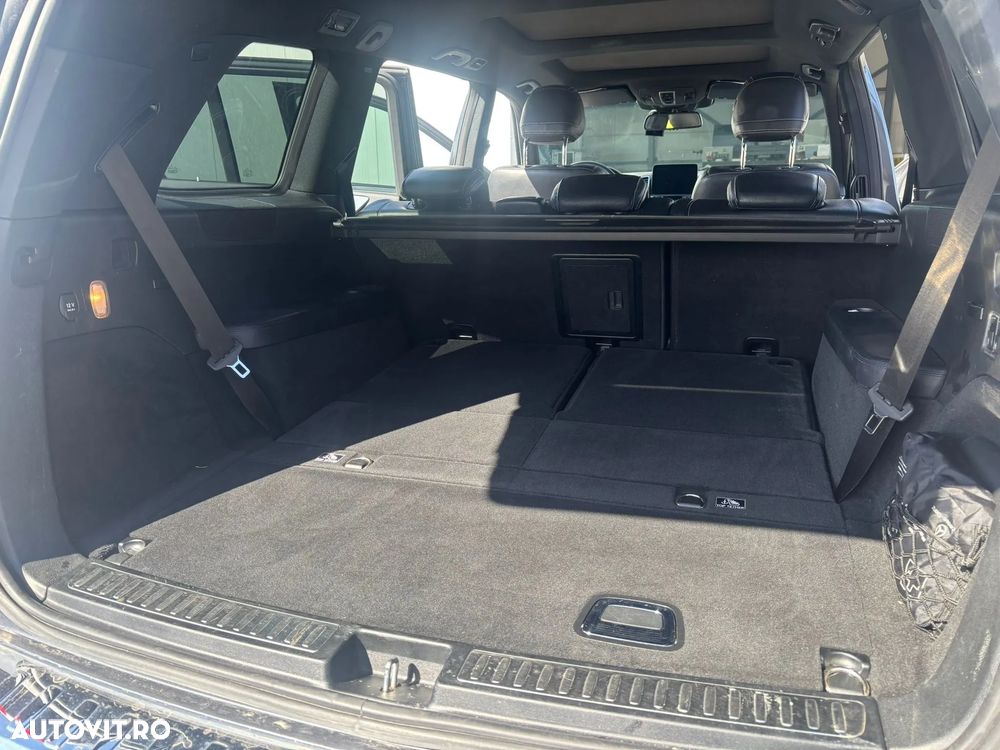 Mercedes-Benz GLS - 33