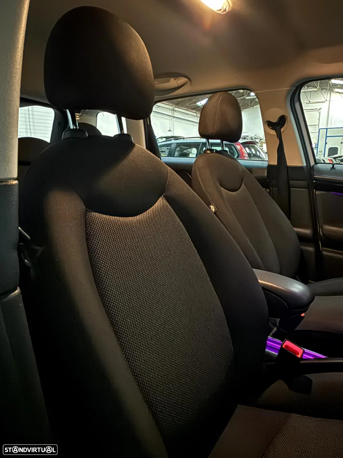 MINI Countryman One D - 17