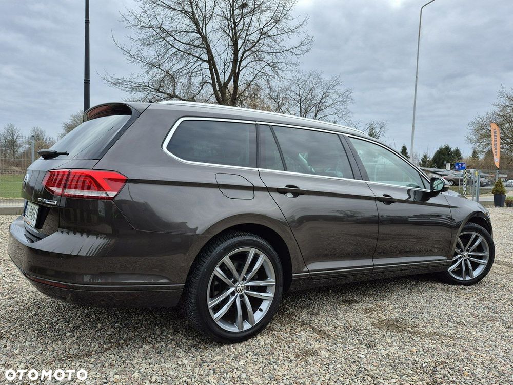 Volkswagen Passat - 18