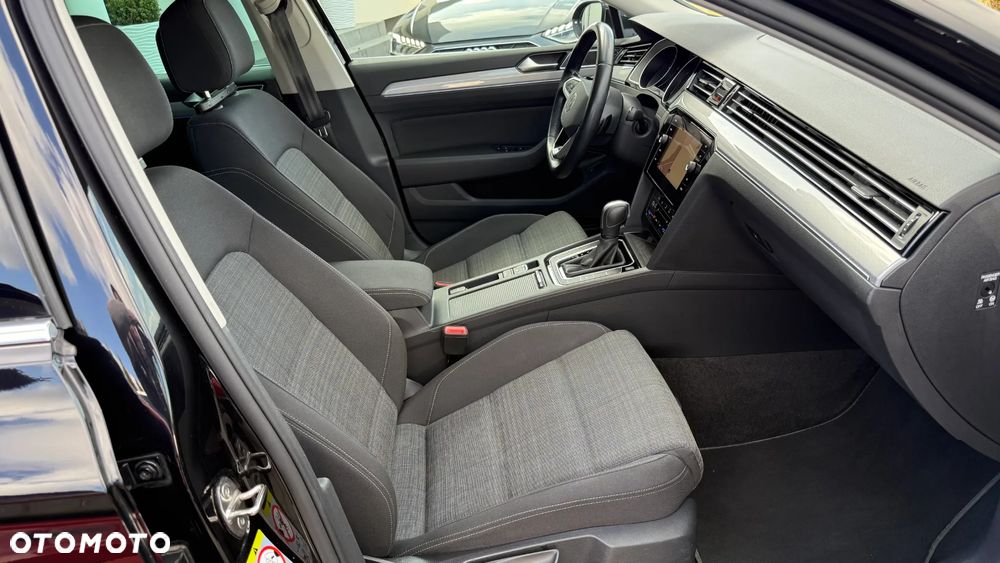 Volkswagen Passat 2.0 TDI SCR DSG Business - 15