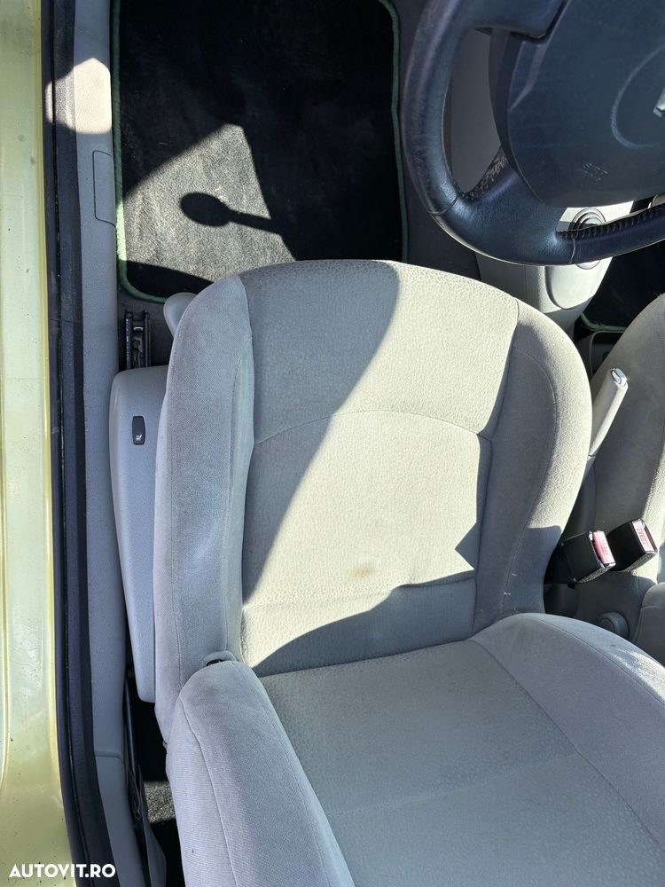 Renault Clio - 3