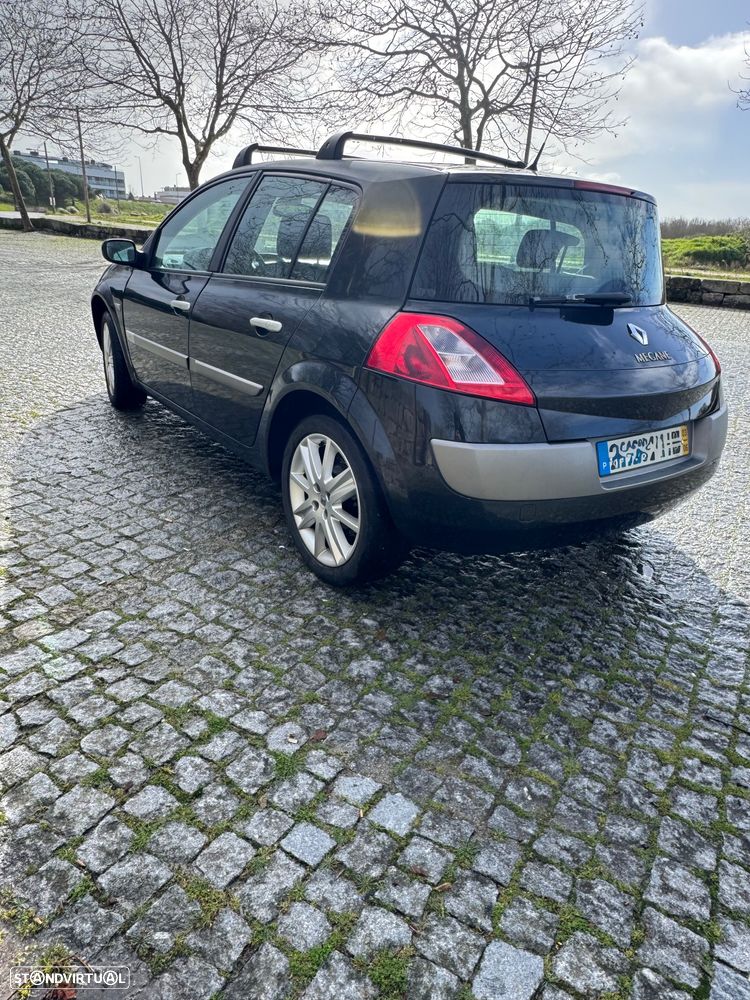 Renault Mégane 1.5 dCi Confort - 4