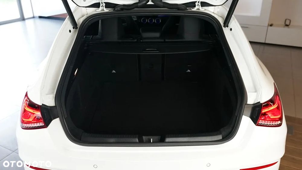 Mercedes-Benz CLA 200 AMG Line 7G-DCT - 14