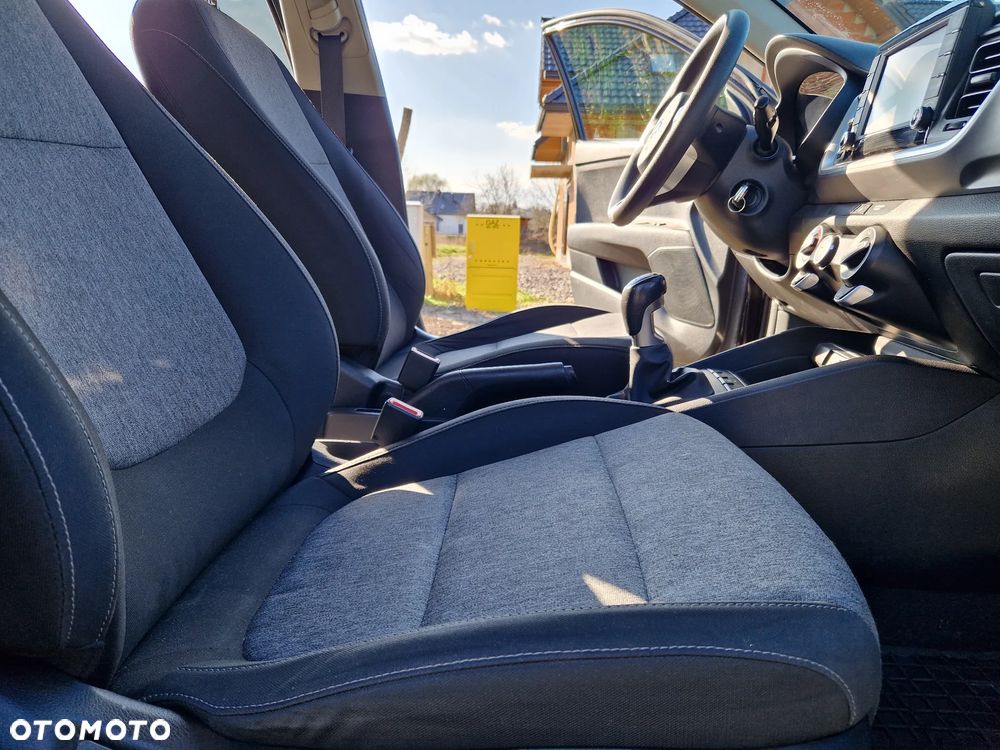 Kia Stonic 1.4 L - 24