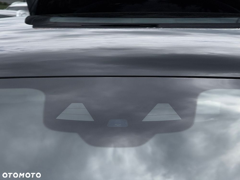 Mercedes-Benz Klasa E 300 de Business Edition - 19