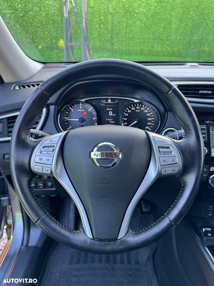 Nissan X-Trail 2.0 dCi ALL-MODE 4x4i Xtronic Tekna - 17