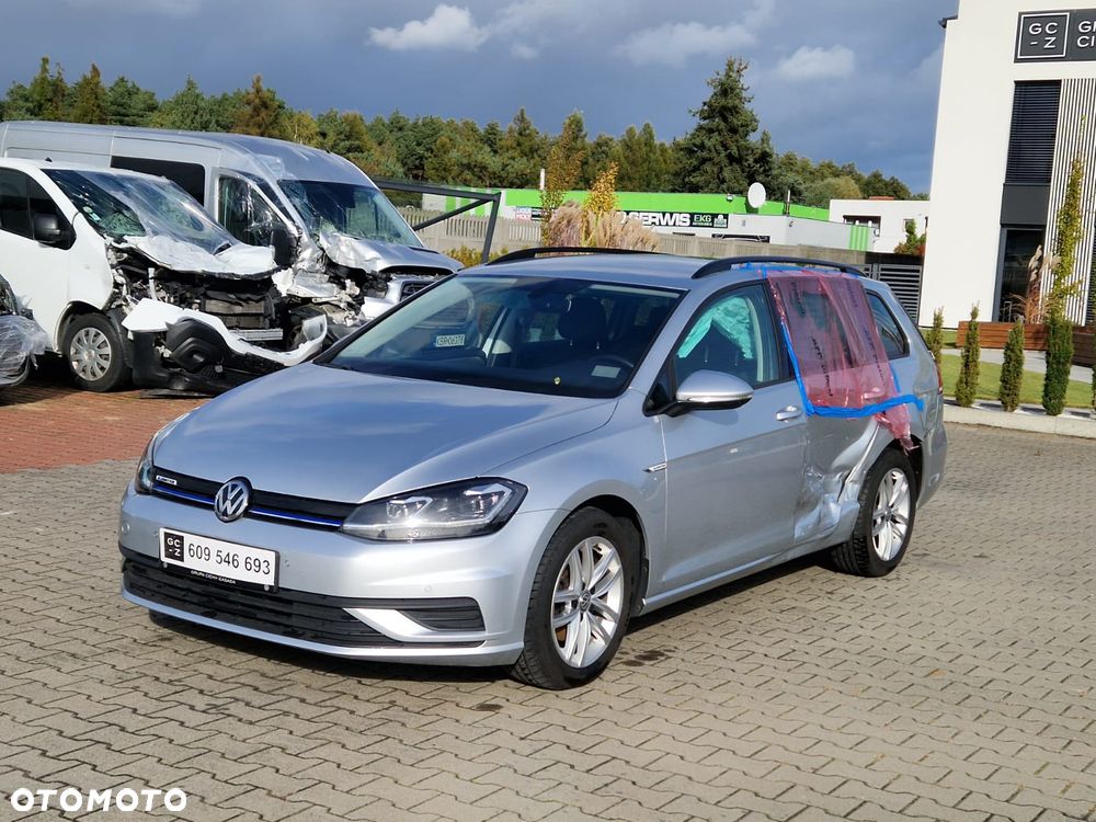 Volkswagen Golf 2020 photo 2