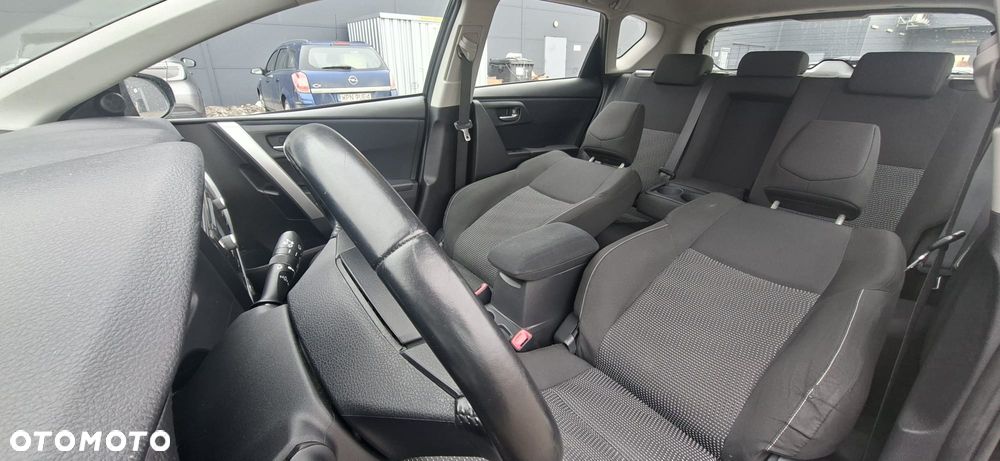 Toyota Auris - 20