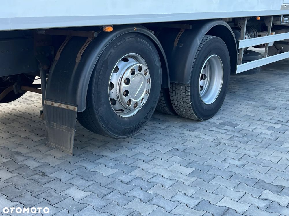 DAF DAF CF 370 / CHŁODNIA-THERMO KING T-800R / 6x2 / CHEREAU 22ep - 9,1m / 2017/ ZADBANY/ AUTOMAT / EURO 6 - 9