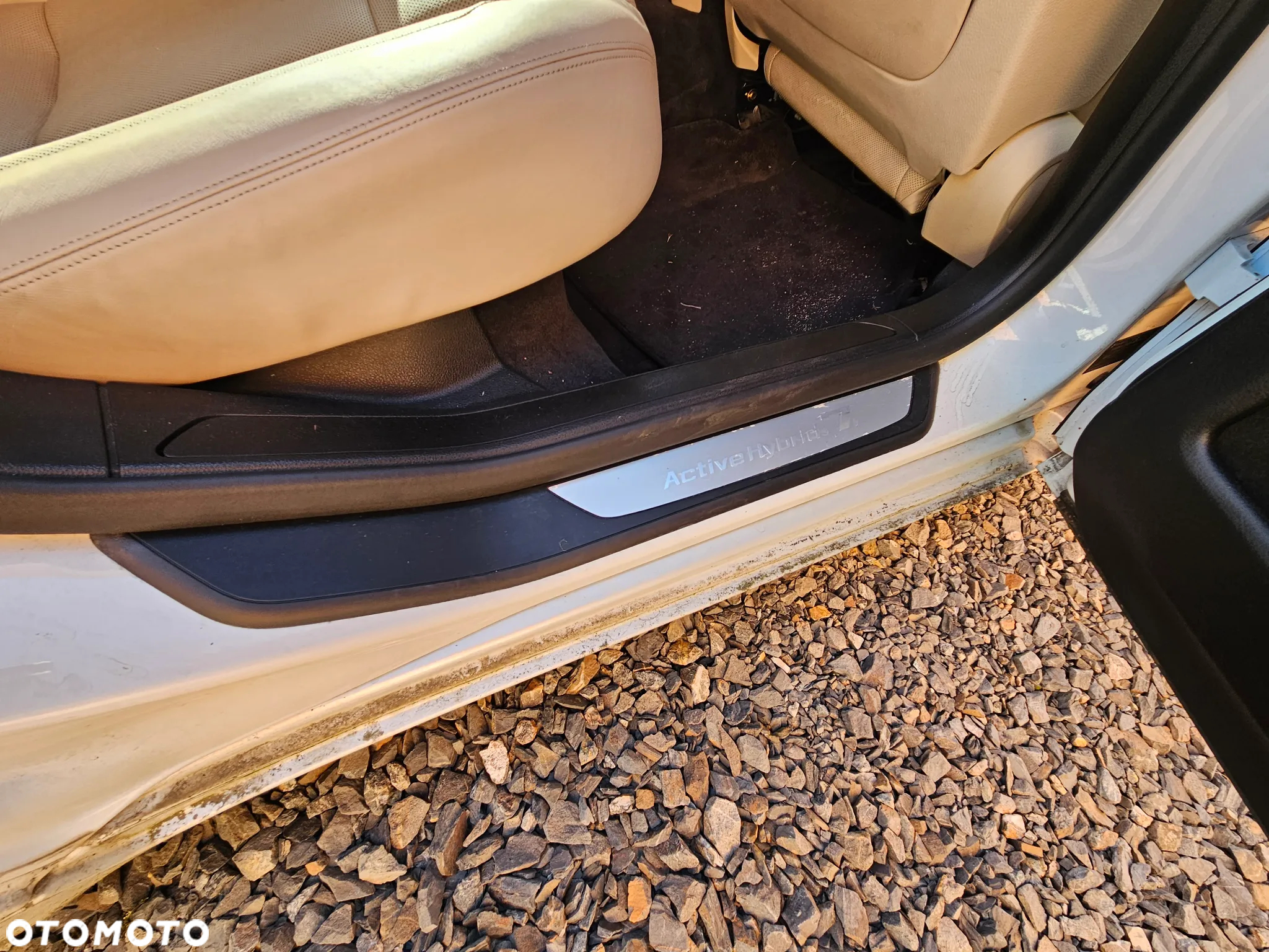 BMW Seria 7 750Li - 26