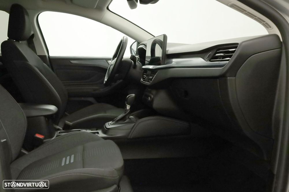 Ford Focus SW - 20