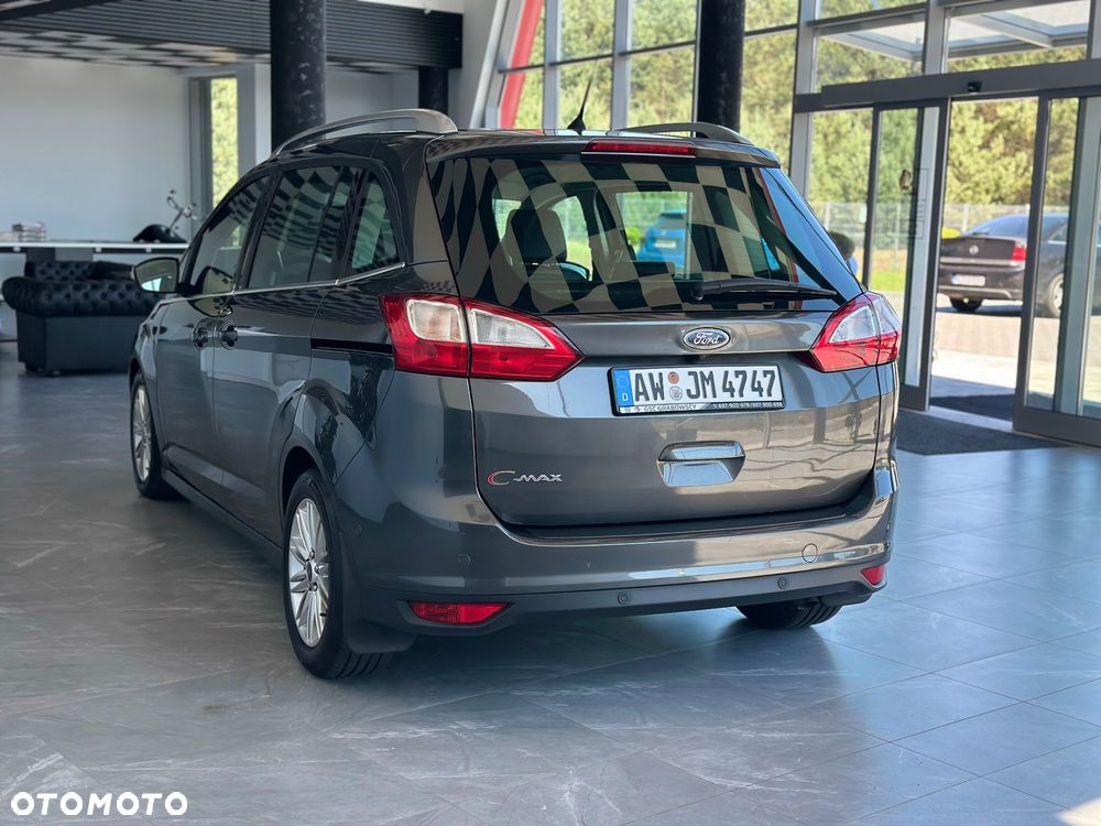 Ford Grand C-MAX - 10