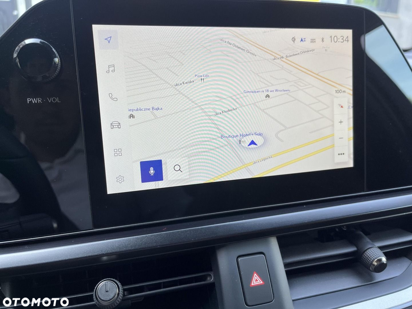Lexus UX - 16
