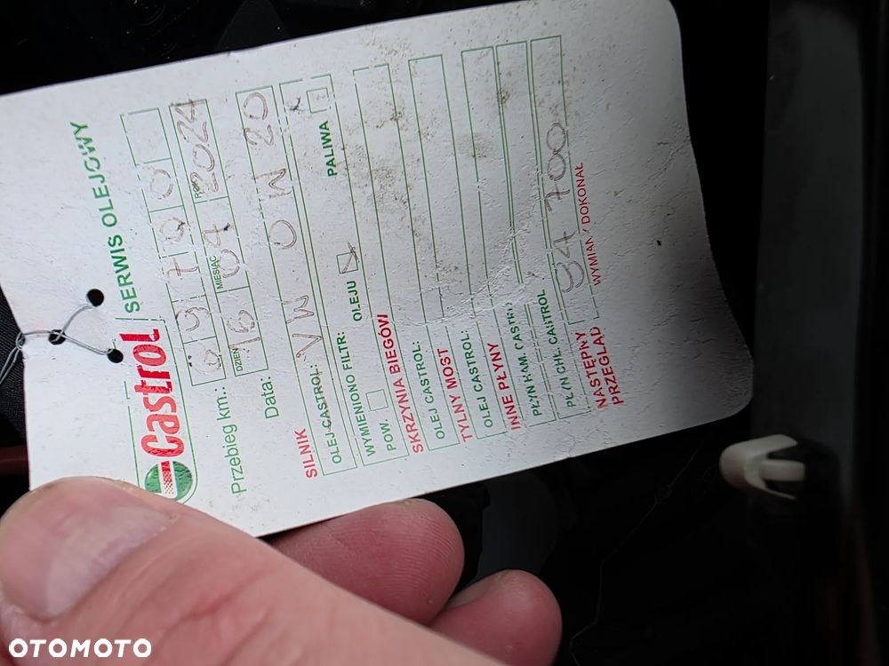 Volkswagen Passat - 37