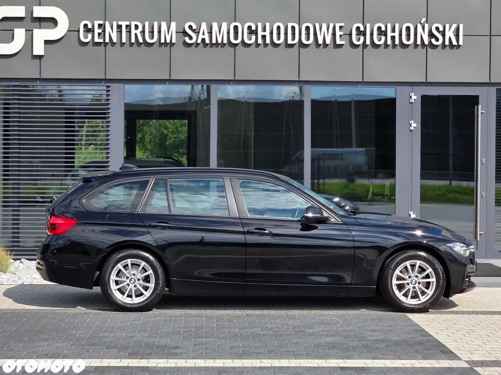 BMW Seria 3 318i GPF Advantage - 13
