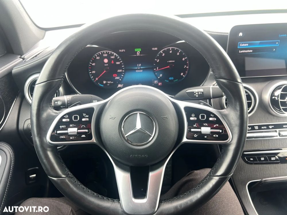 Mercedes-Benz GLC Coupe 300 4MATIC MHEV - 18