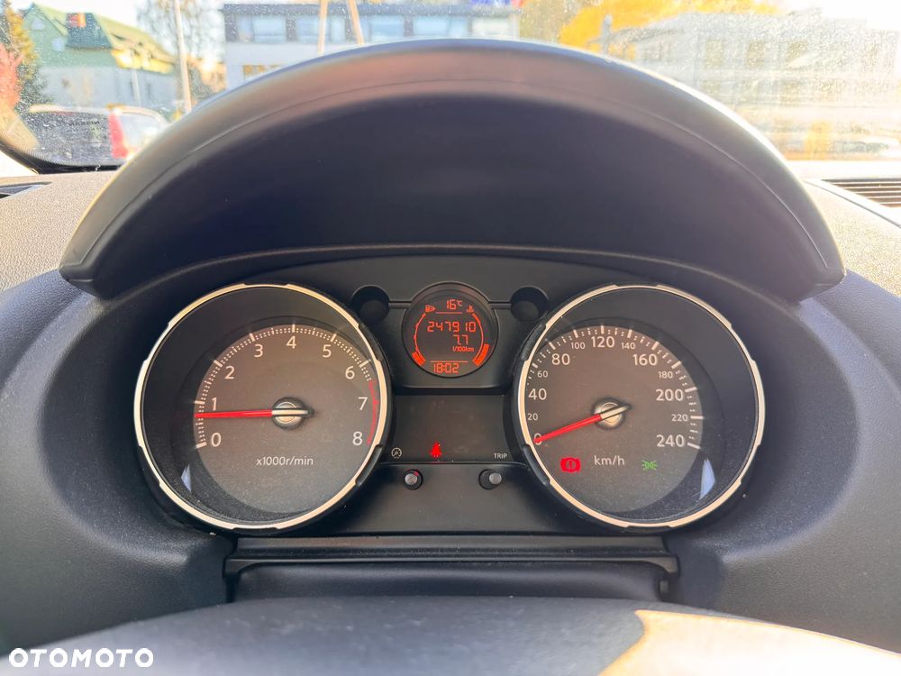 Nissan Qashqai+2 2.0 Visia - 10
