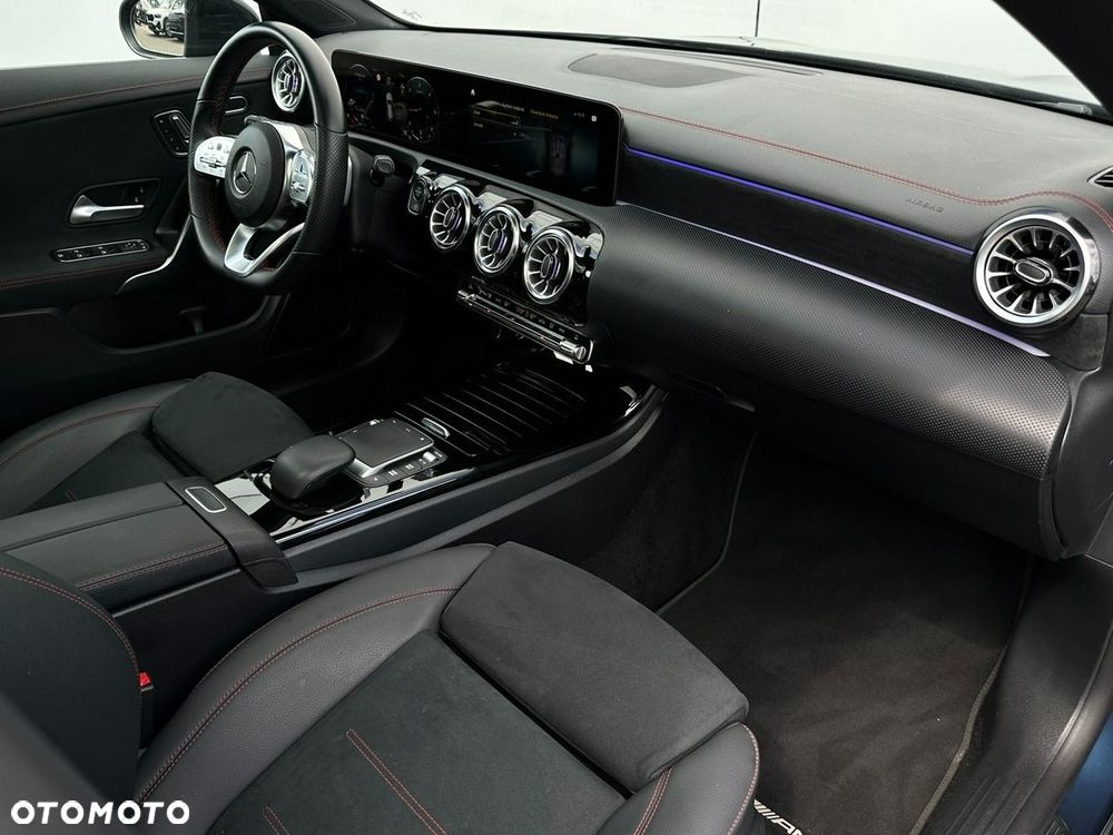 Mercedes-Benz CLA 200 d 8G-DCT AMG Line Advanced Plus - 19