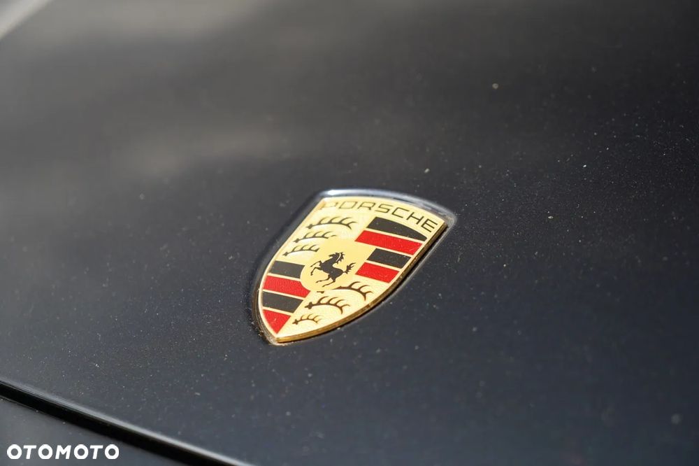 Porsche Cayenne Platinum Edition - 3