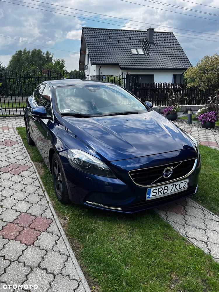 Volvo V40 D4 Drive-E Ocean Race - 1