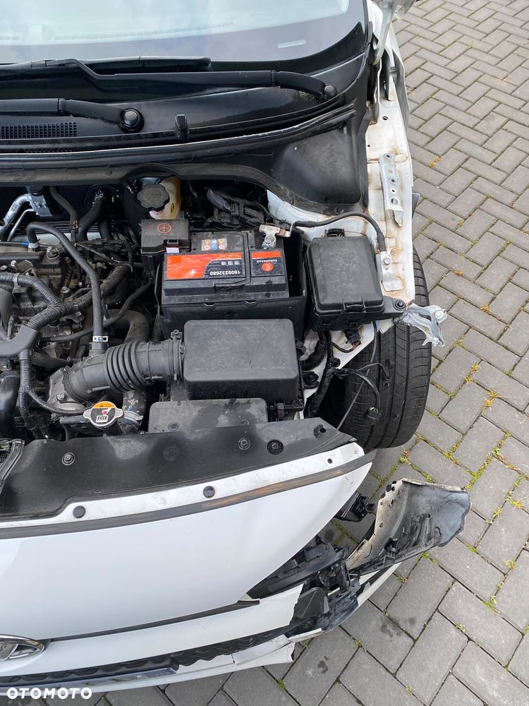 Hyundai i20 1.2 YES Gold - 21