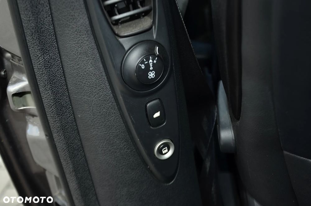 Citroën C8 HDi 165 Exclusive - 25