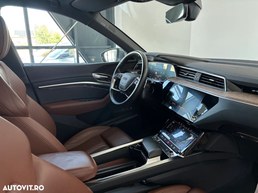 Audi e-tron 55 quattro - 7