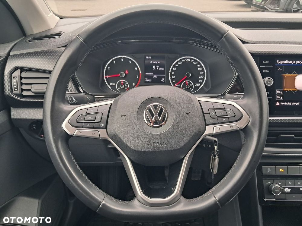 Volkswagen T-Cross - 12