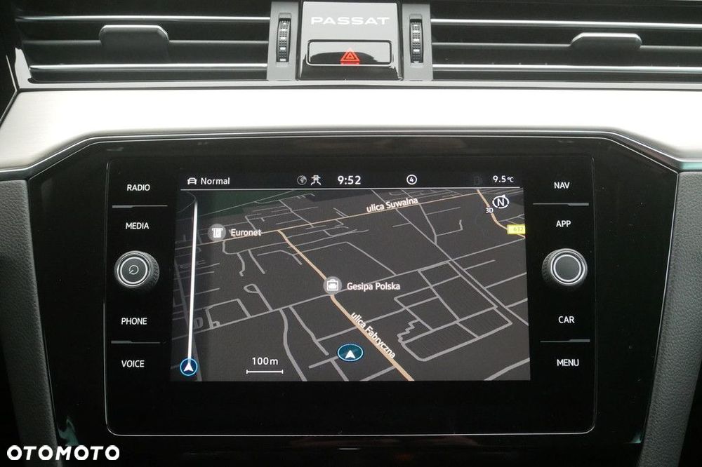 Volkswagen Passat Variant 2.0 TSI Elegance DSG - 22
