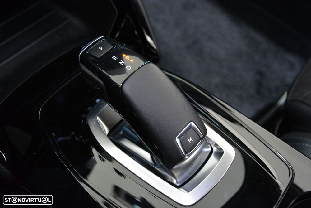 Peugeot 2008 1.2 PureTech GT Pack EAT8 - 22