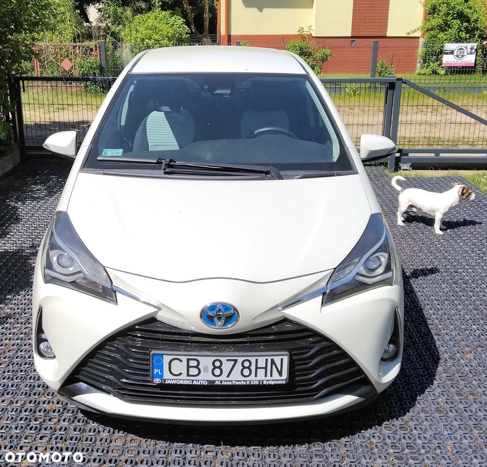 Toyota Yaris Hybrid 100 Active EU6 - 3