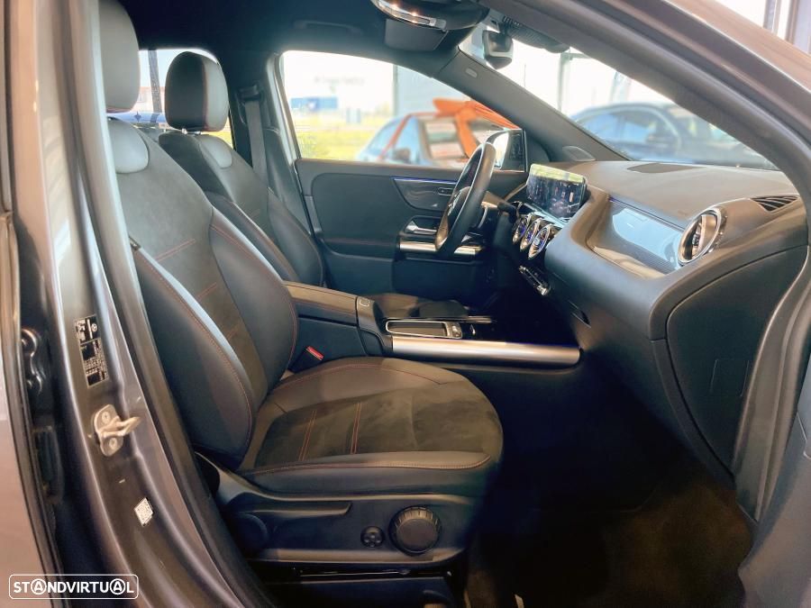 Mercedes-Benz GLA 200 d AMG Line - 38