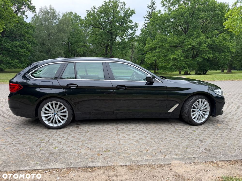 BMW Seria 5 520d xDrive - 6
