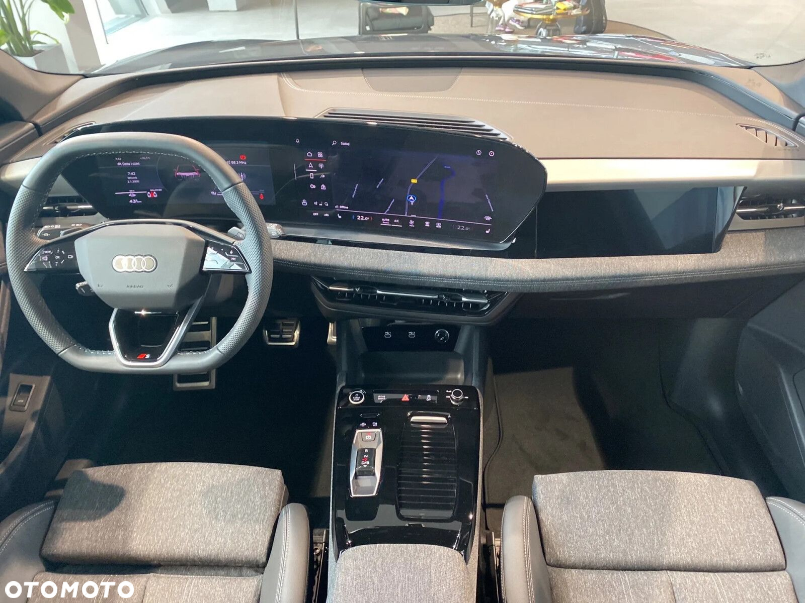 Audi Q6 e-tron - 11