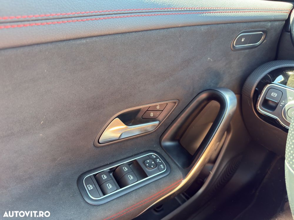 Mercedes-Benz CLA 200 - 11