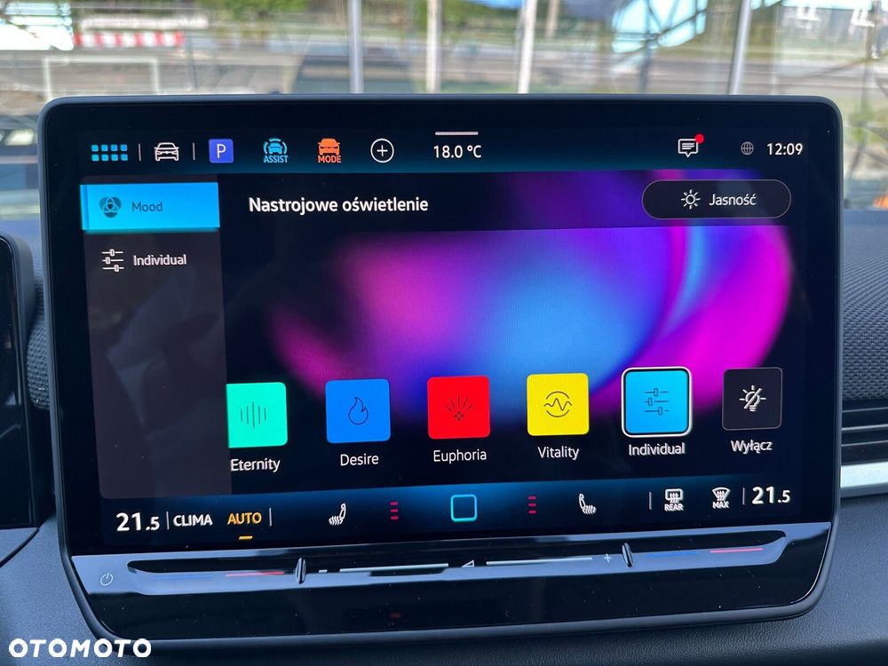 Volkswagen T-Roc - 22