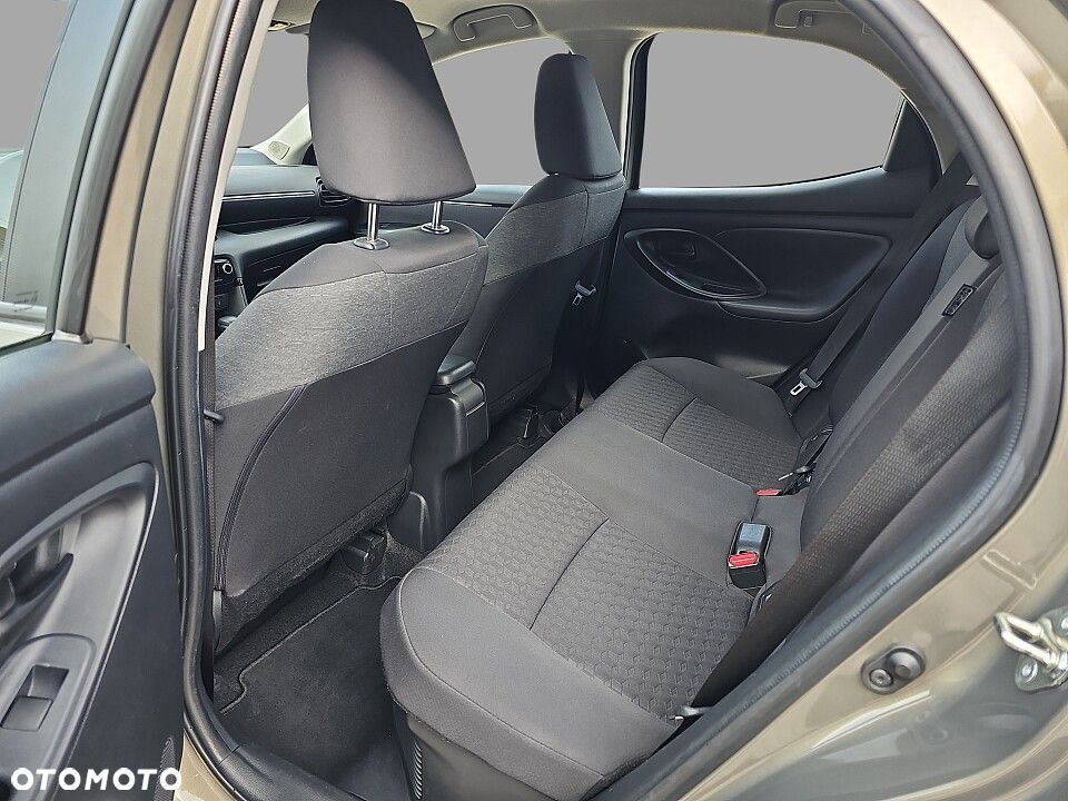 Mazda 2 - 6